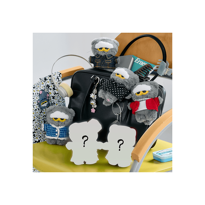 [SIGNATURE] ZOA RANDOM PLUSH KEYRING CROWN EDITION